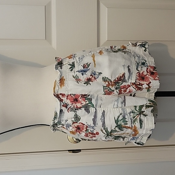 Time and Tru linen tropical shorts. Size Large (12/14). - Picture 6 of 6